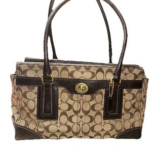 Coach Hampton Signature Hand Bag Purse